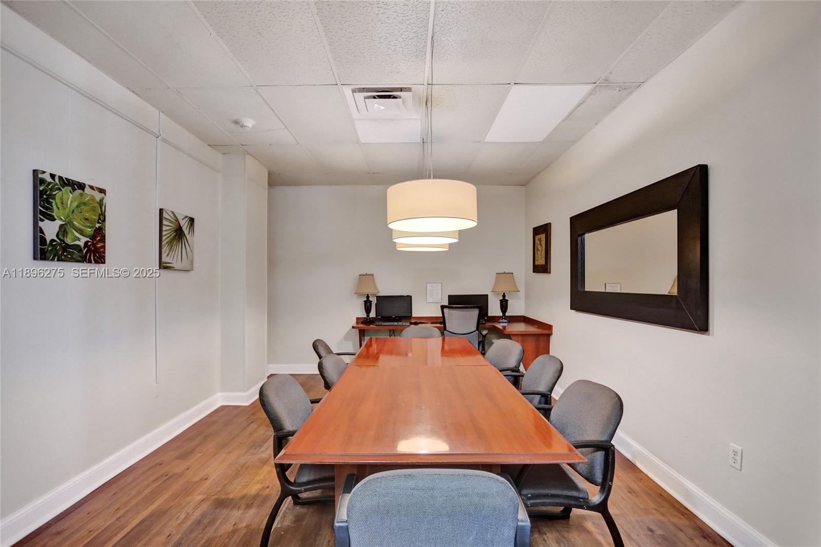 ARLEN HOUSE WEST CONDO - Residential