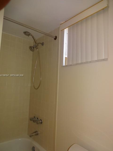 LAKE FOREST PARK II - Residential Lease