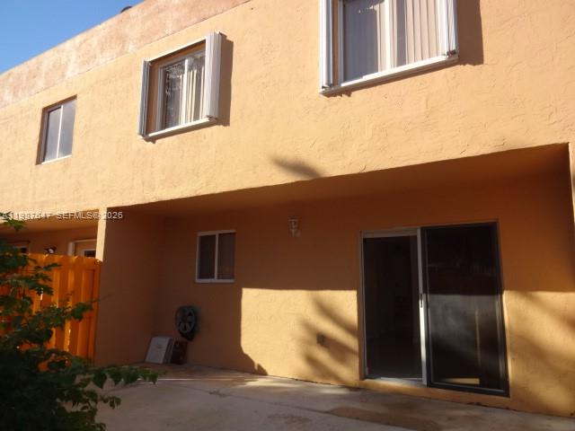 LAKE FOREST PARK II - Residential Lease