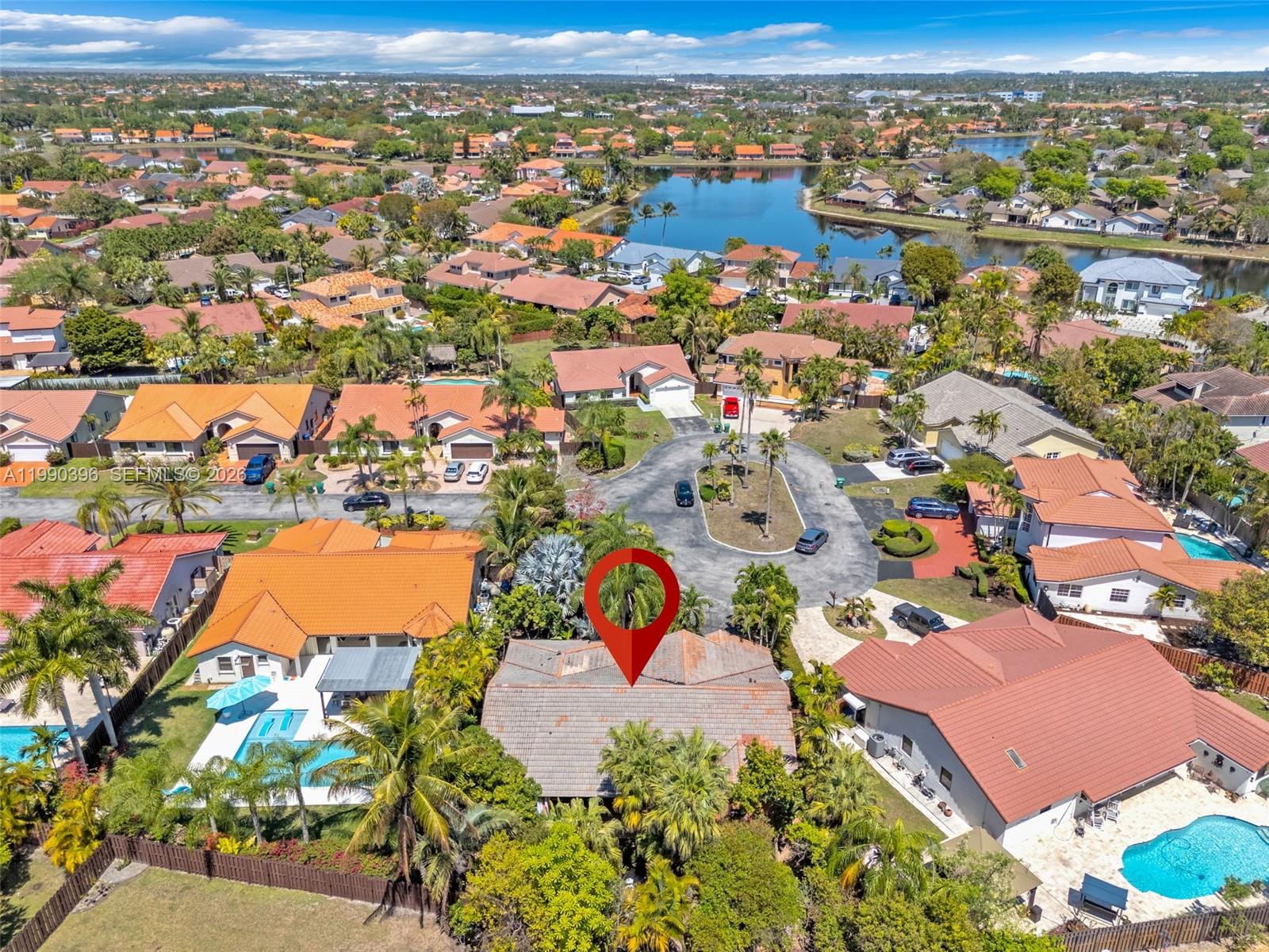 THE MANSIONS - Residential