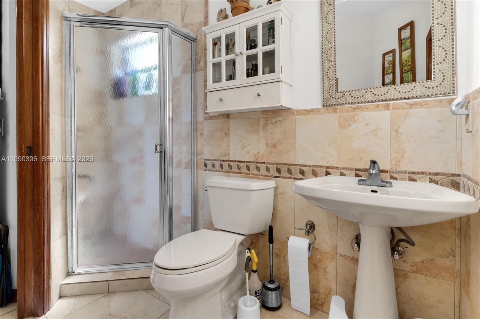 THE MANSIONS - Residential