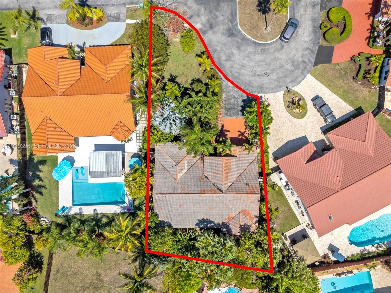 THE MANSIONS - Residential