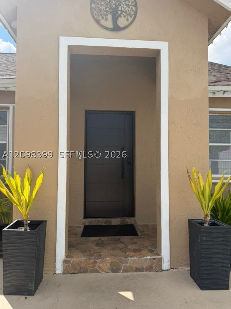 24862 SW 129th Pl, Homestead, FL, 33032/$549,900 3 24862 SW 129th Pl