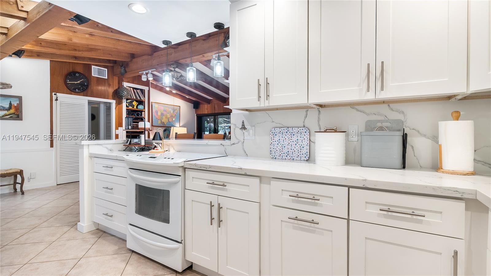 LAUDERDALE ISLES NO 2 - Residential