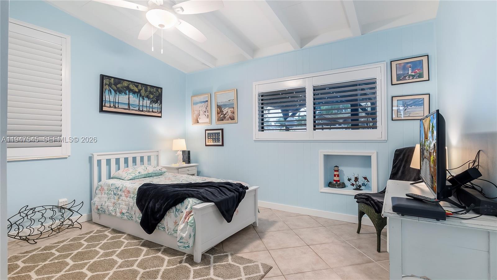 LAUDERDALE ISLES NO 2 - Residential