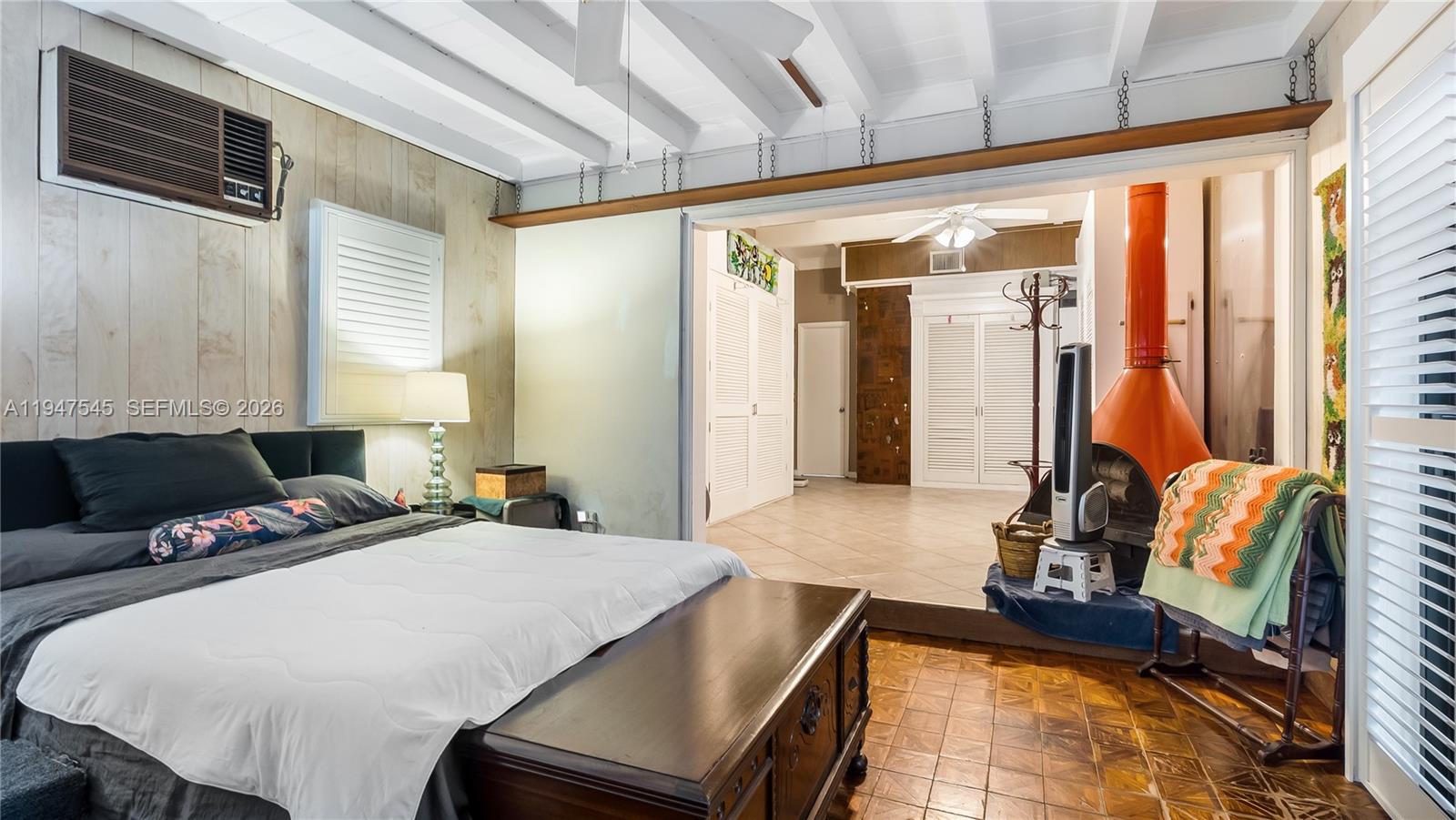 LAUDERDALE ISLES NO 2 - Residential