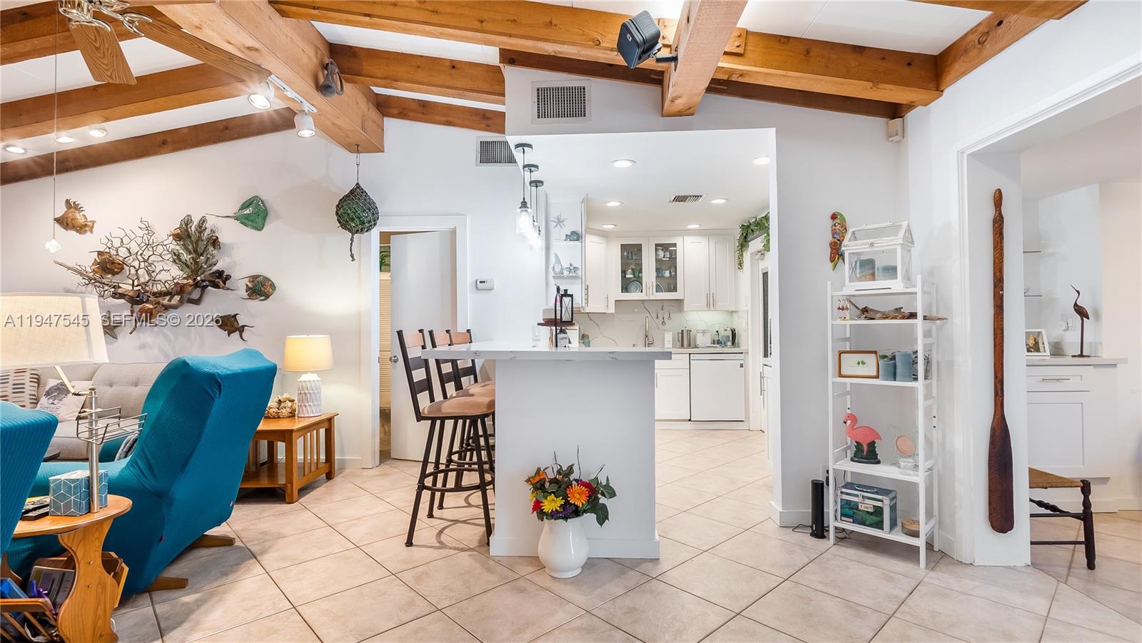 LAUDERDALE ISLES NO 2 - Residential