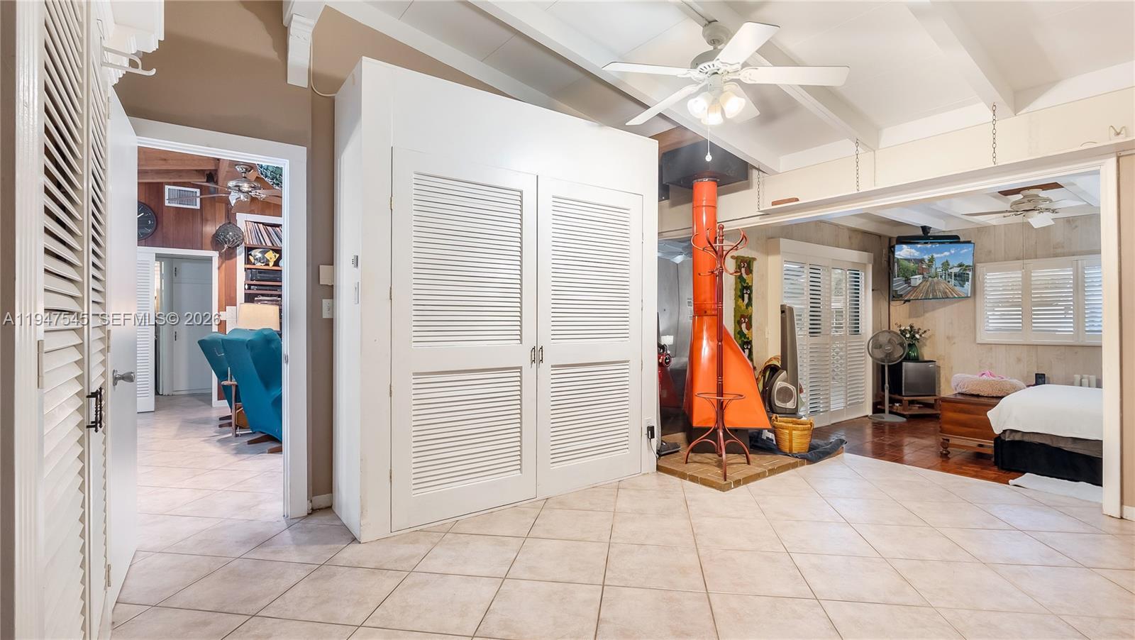 LAUDERDALE ISLES NO 2 - Residential