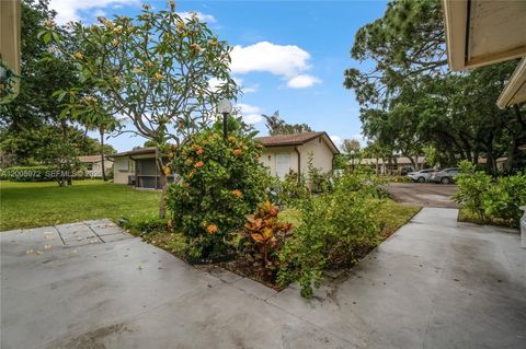 Tiny photo for 410 SW Natura Ave, Deerfield Beach, FL 33441 (MLS # A12005972)