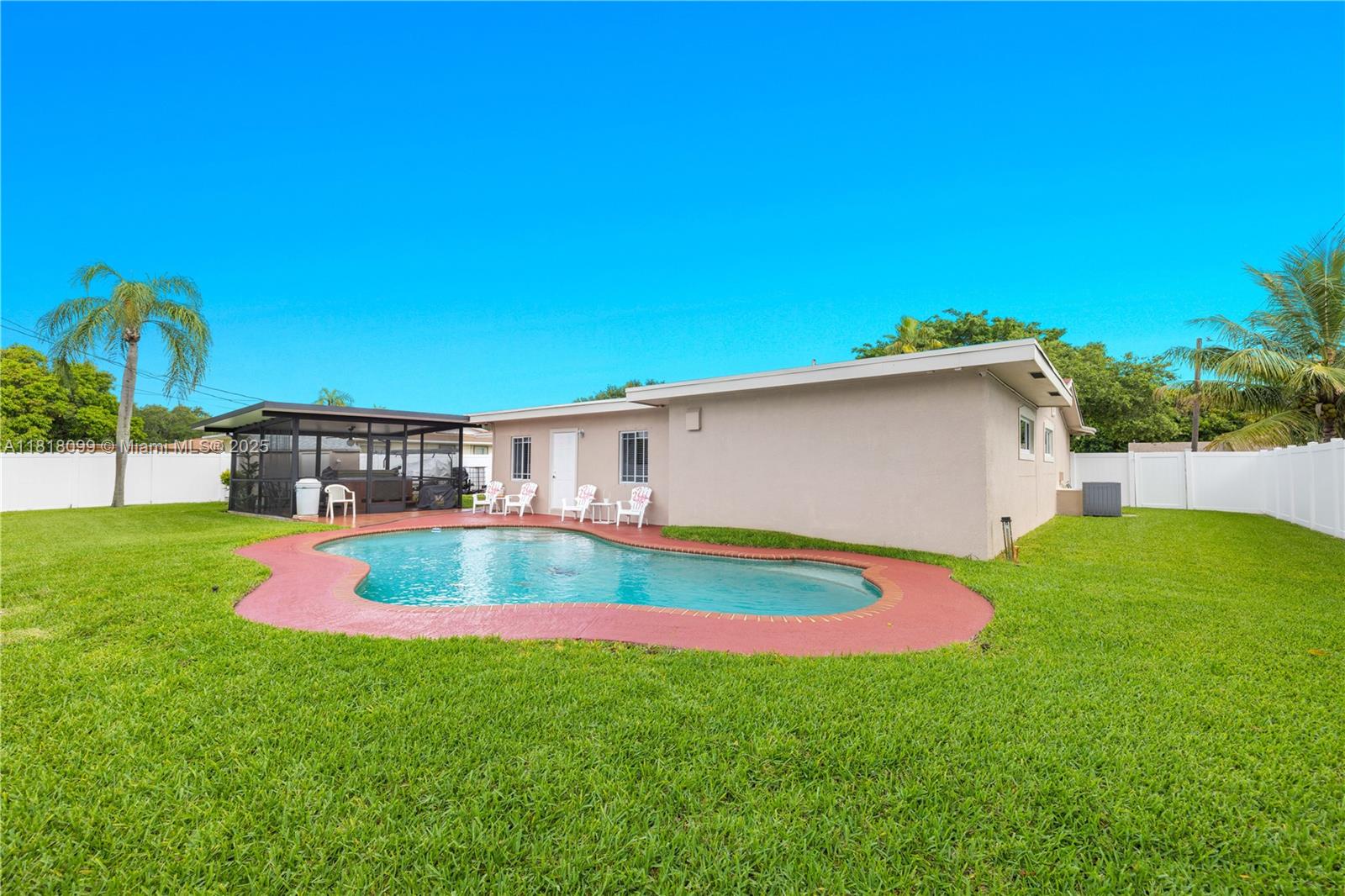 4500 NW 7th St