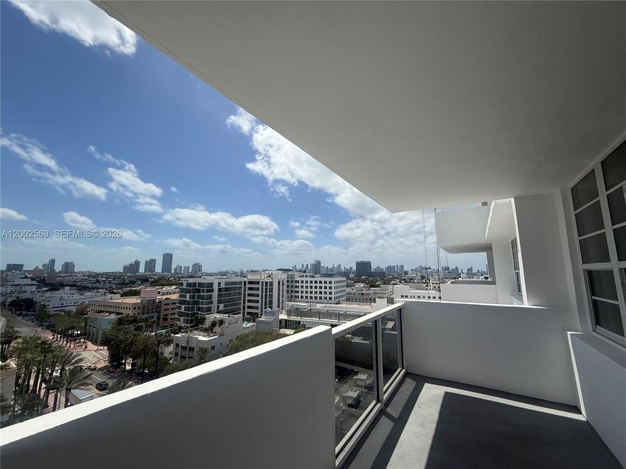 Jr 1 bedroom apartment with balcony at Decoplage Condo. The apartment features tile floor all over, bath-tub shower, 2 queen beds, new brand stainless steel appliances,walk in closet. Facing south, with sunsets views from the balcony, this apt is located on the best area in south beach, across to the Ritz Carlton hotel; close to restaurants, shops and more. This building has heated pool, renovated gym, 24/7 security and direct access to the beach. Included in the rent price Tv cable + WiFi, valet park for 1 car. Available for min 6 months up to 1 year.