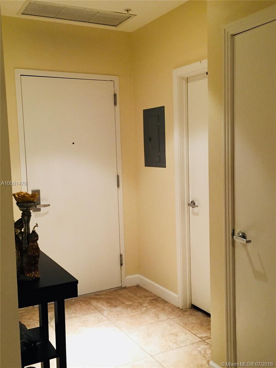 METROPOLIS II AT DADELAND - Residential Lease