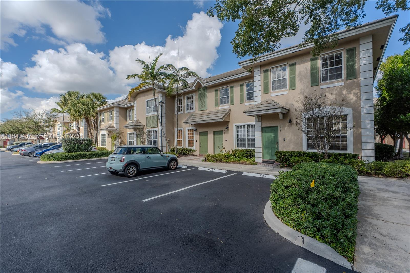 PARK PLACE AT PLANTATION - Residential