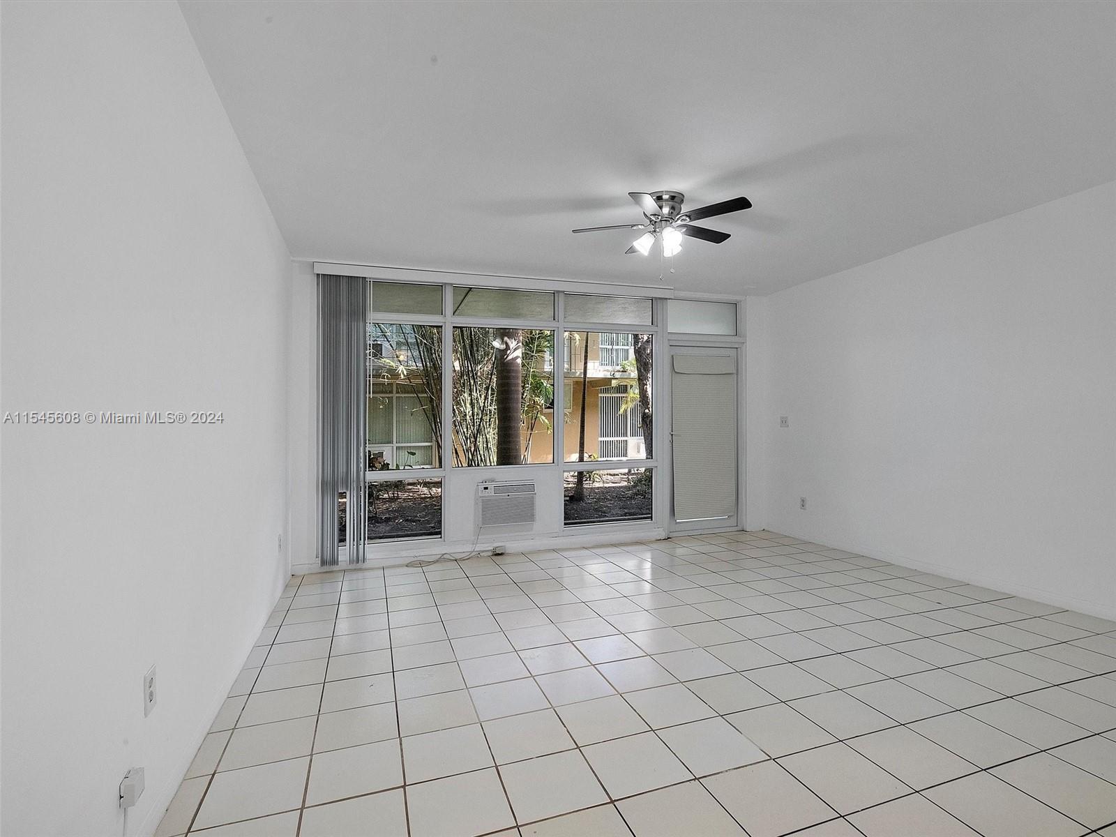 GOLF COURSE SUB AMD PL - Residential Lease