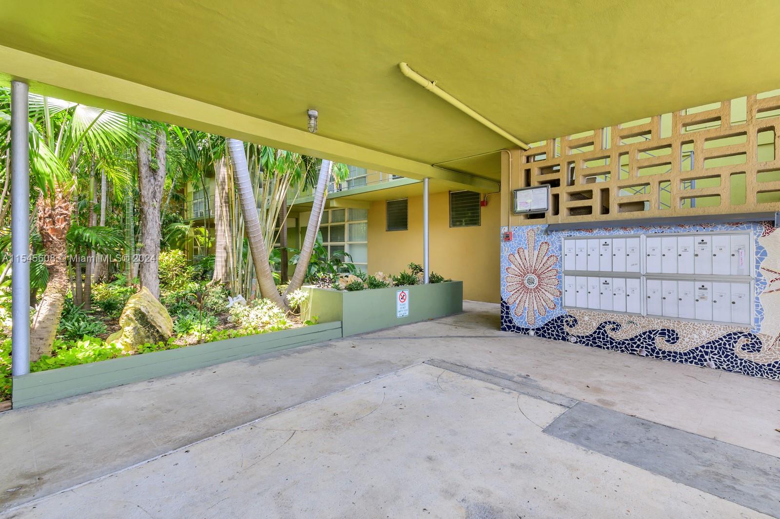 GOLF COURSE SUB AMD PL - Residential Lease