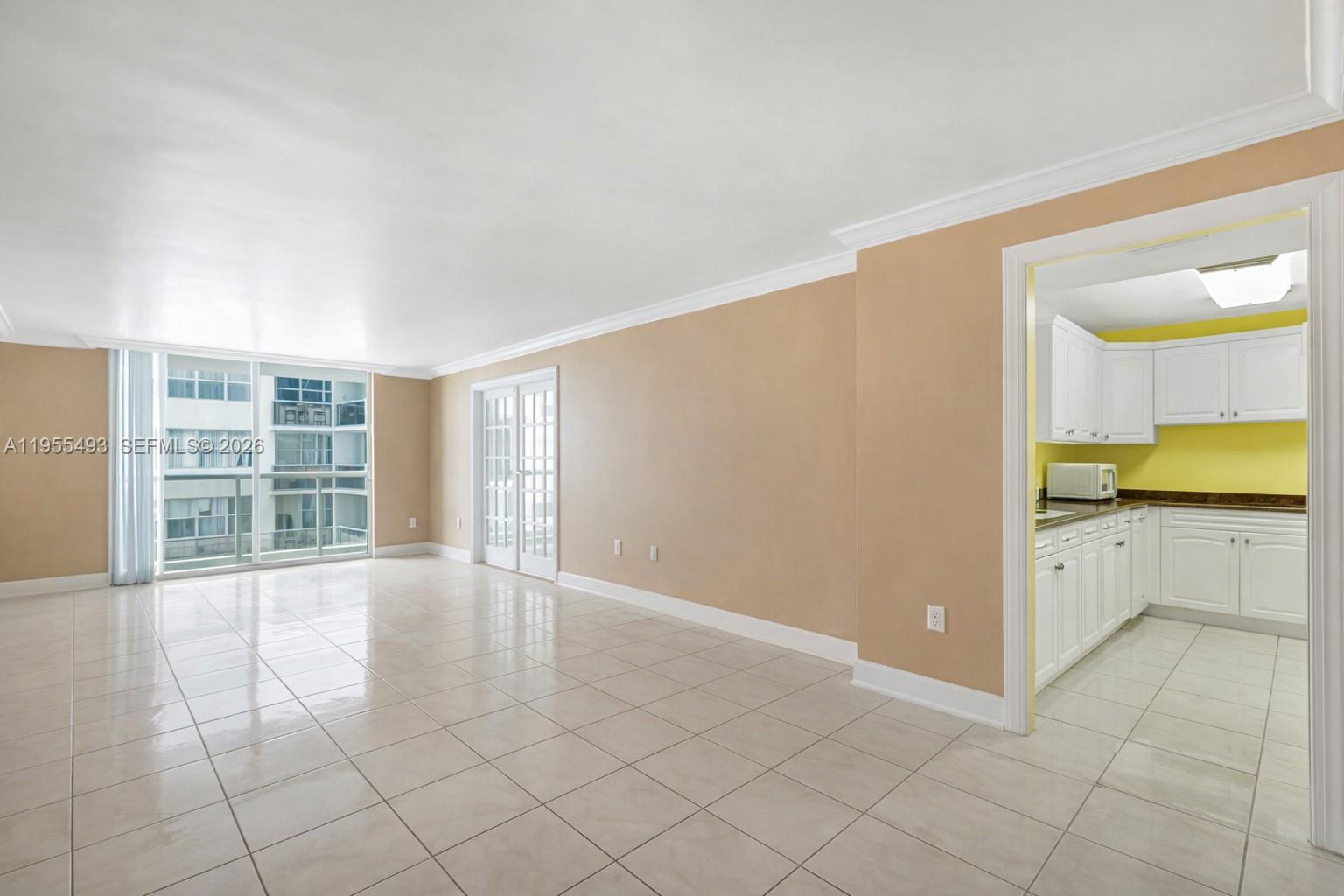 6039 Collins Ave 1206