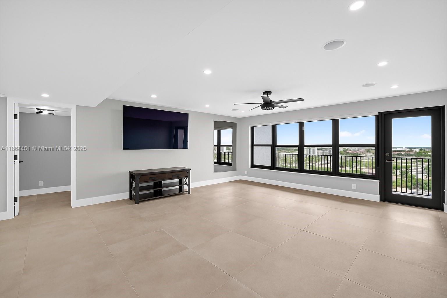 TOWER PORTSMOUTH AT PORT - Residential