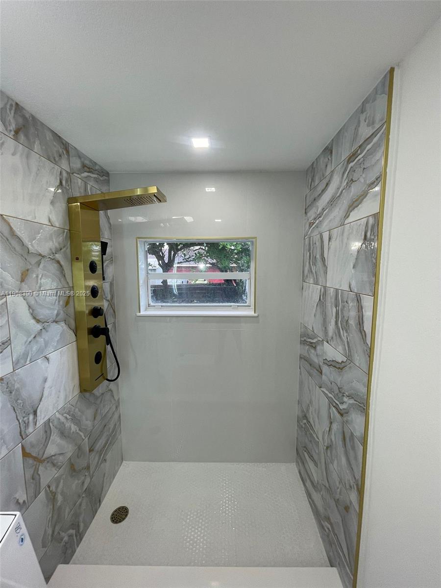 HIGHVIEW GARDENS SEC E - Residential