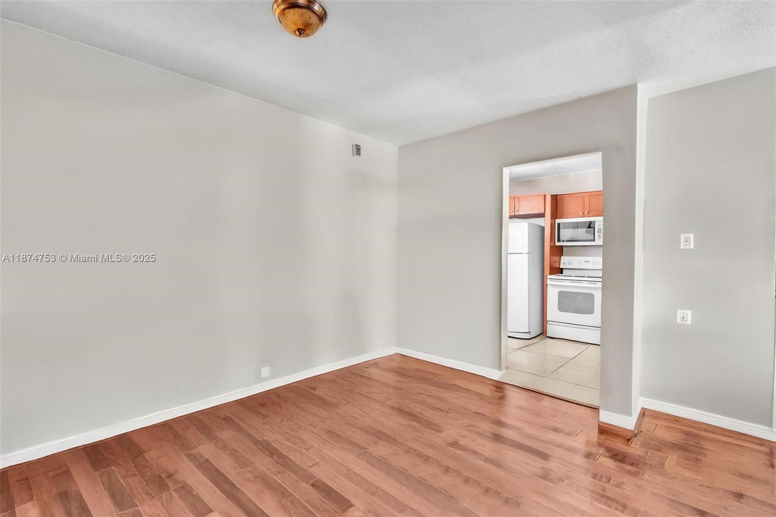 PARK SOUTH THREE INC COND - Residential