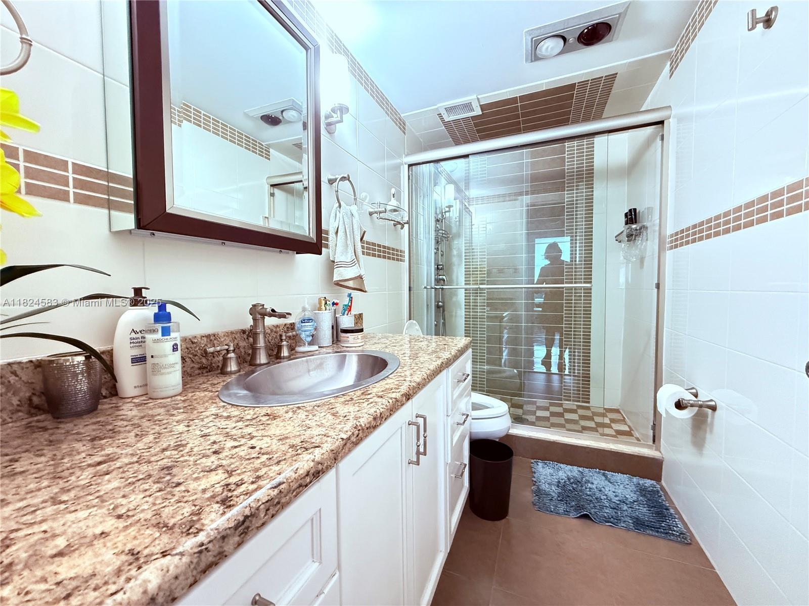 HEMISPHERES CONDO - Residential