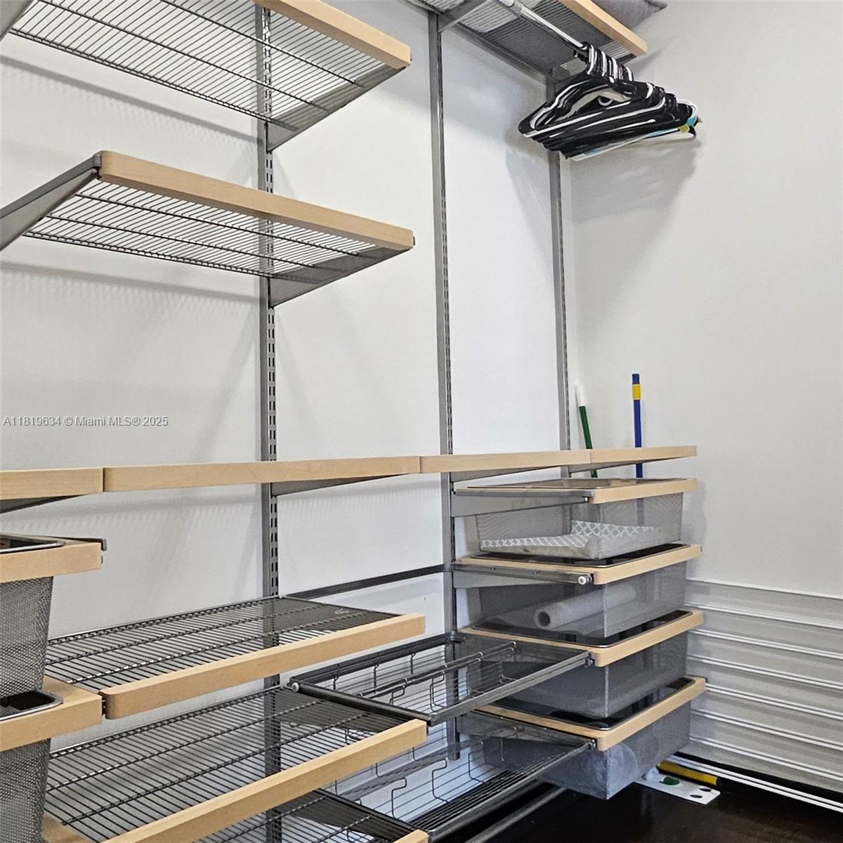 ARTECITY GOVERNOR CONDO - Residential Lease