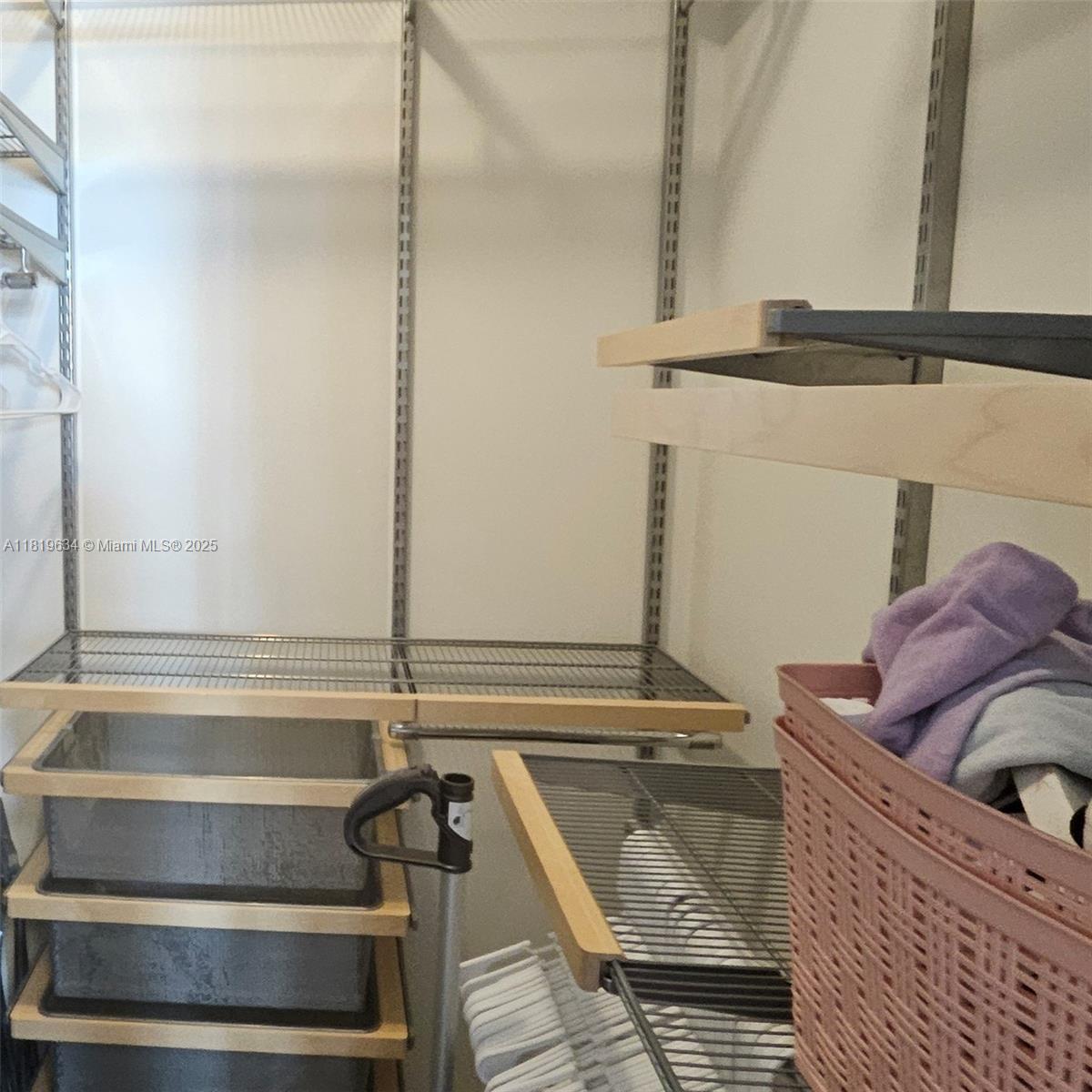 ARTECITY GOVERNOR CONDO - Residential Lease