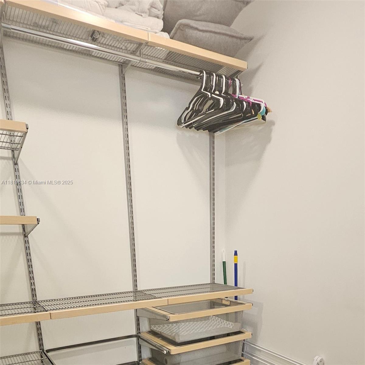 ARTECITY GOVERNOR CONDO - Residential Lease