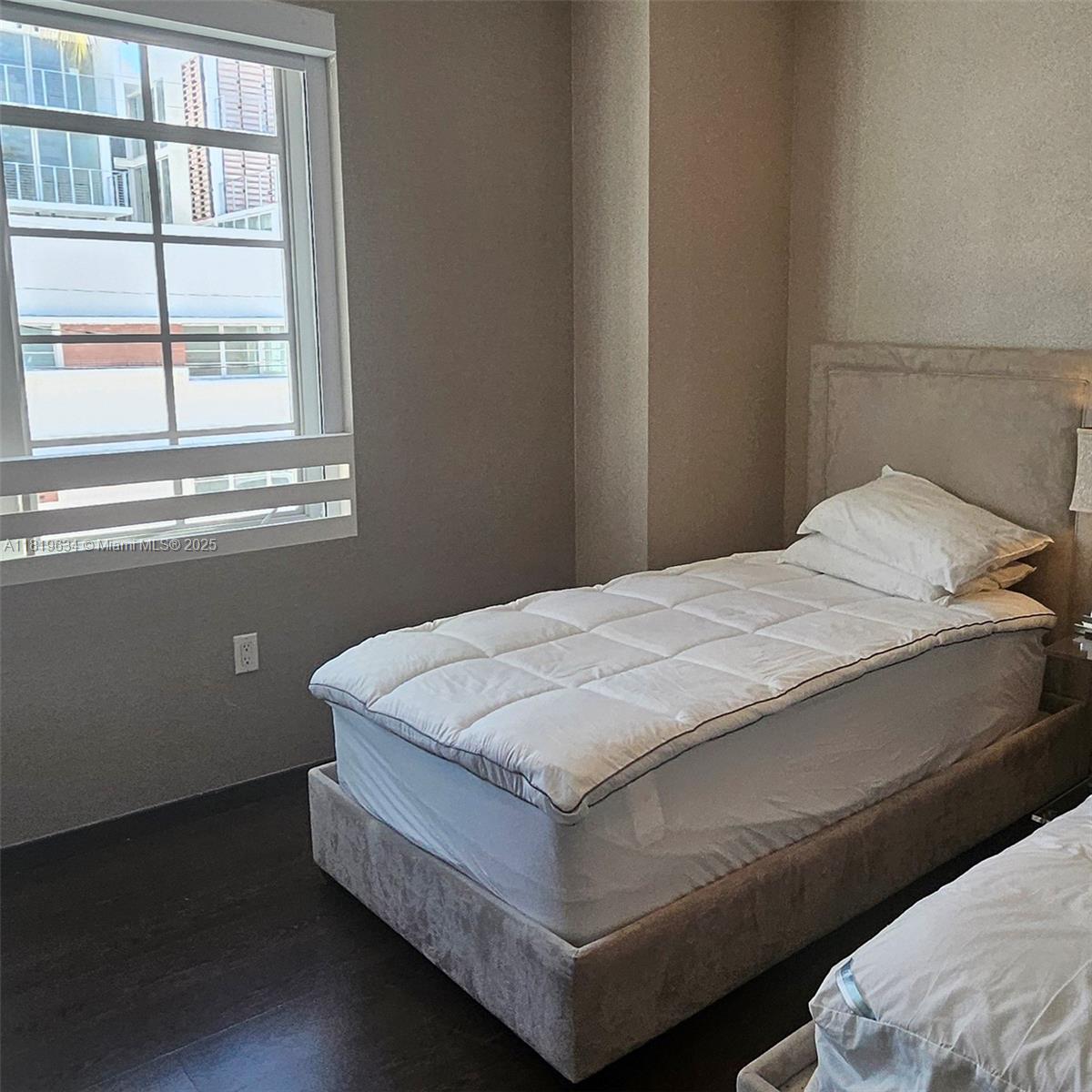 ARTECITY GOVERNOR CONDO - Residential Lease