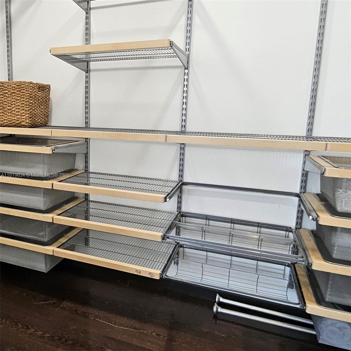 ARTECITY GOVERNOR CONDO - Residential Lease