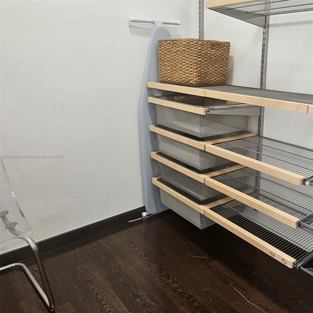 ARTECITY GOVERNOR CONDO - Residential Lease