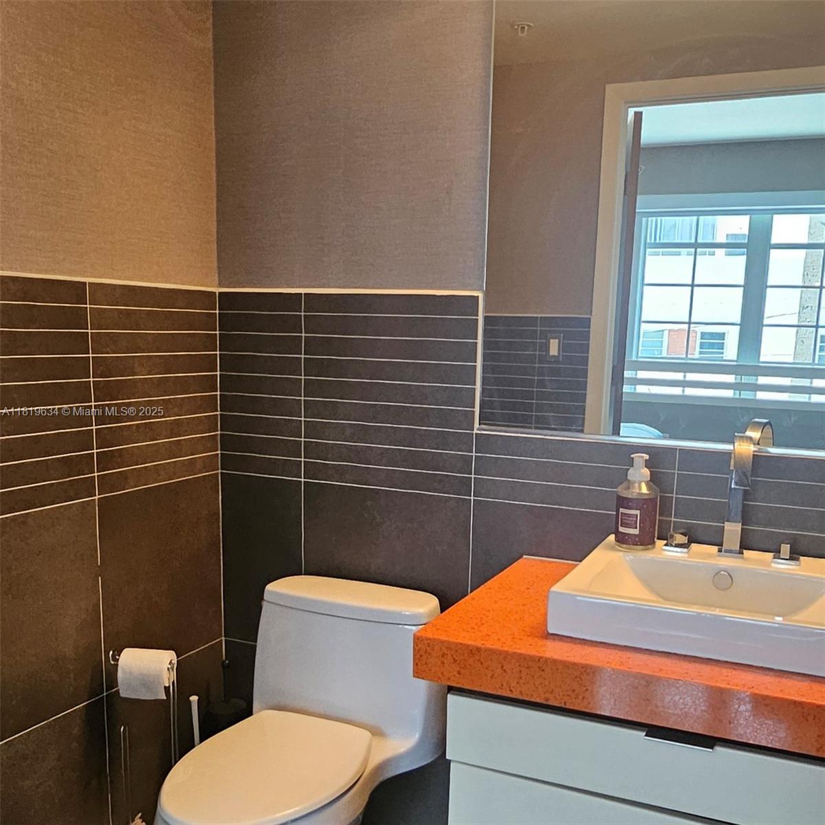 ARTECITY GOVERNOR CONDO - Residential Lease