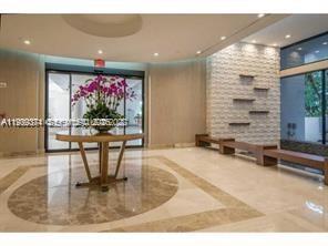 TURNBERRY ISLE SOUTH COND - Residential