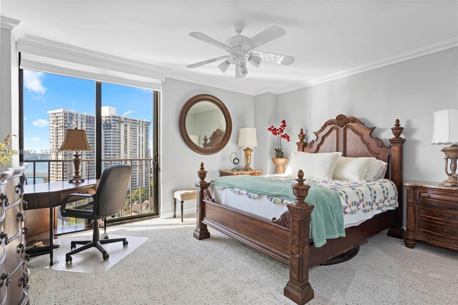 TURNBERRY ISLE SOUTH COND - Residential