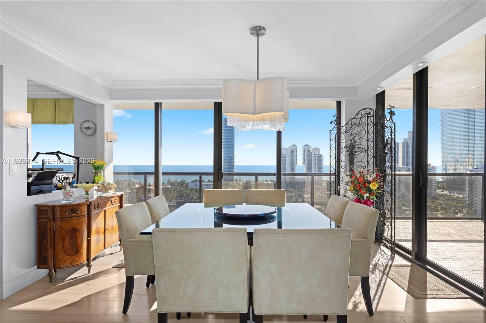 TURNBERRY ISLE SOUTH COND - Residential