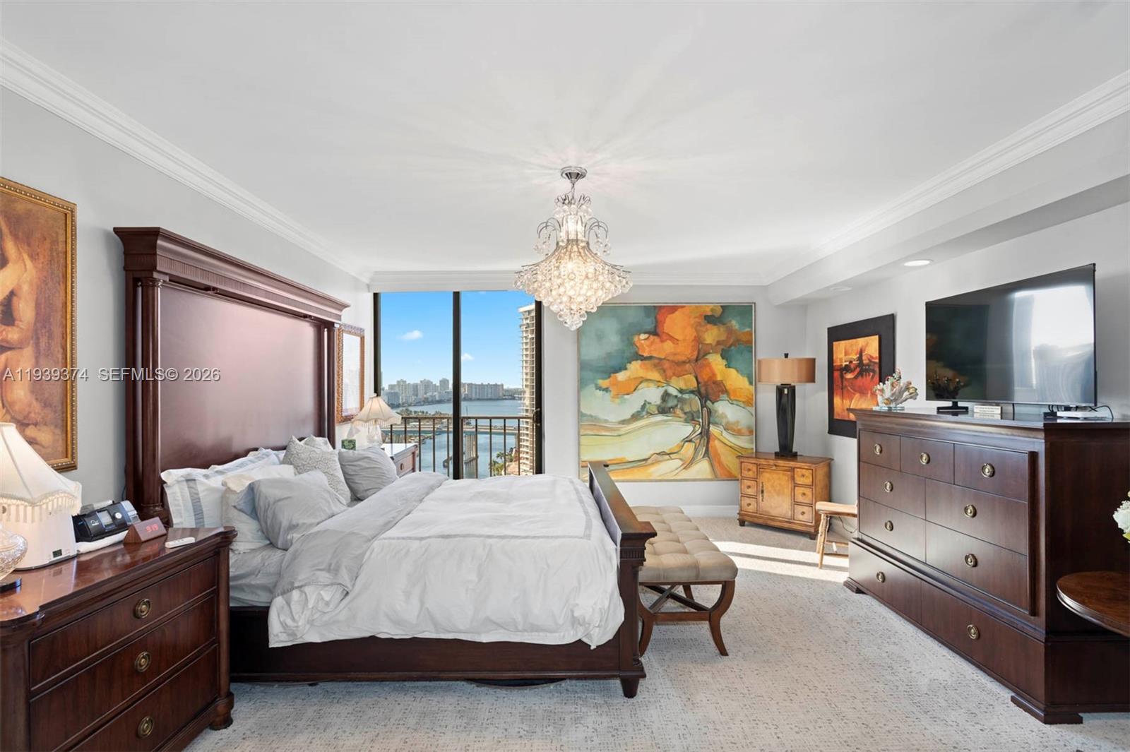 TURNBERRY ISLE SOUTH COND - Residential