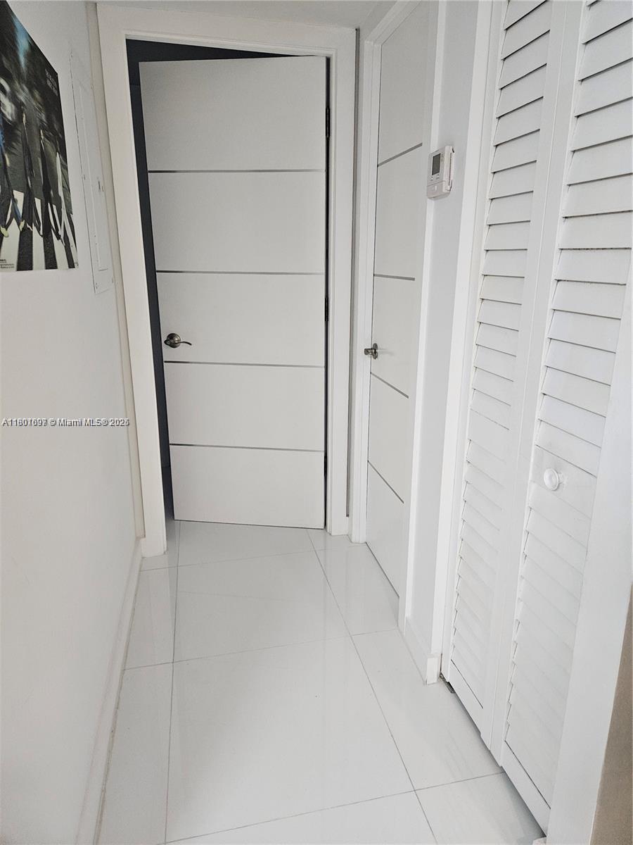 MEADOWBROOK TOWERS CONDO - Residential