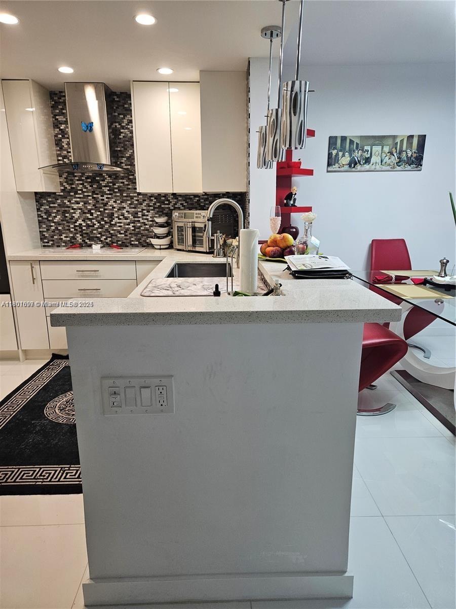 MEADOWBROOK TOWERS CONDO - Residential