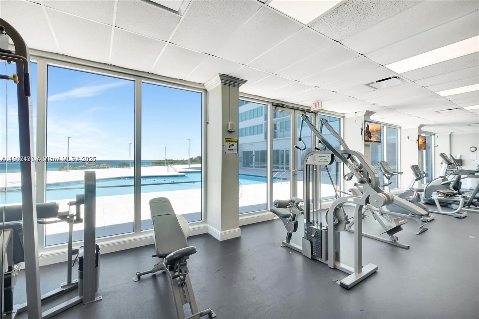 BURLEIGH HOUSE CONDO - Residential