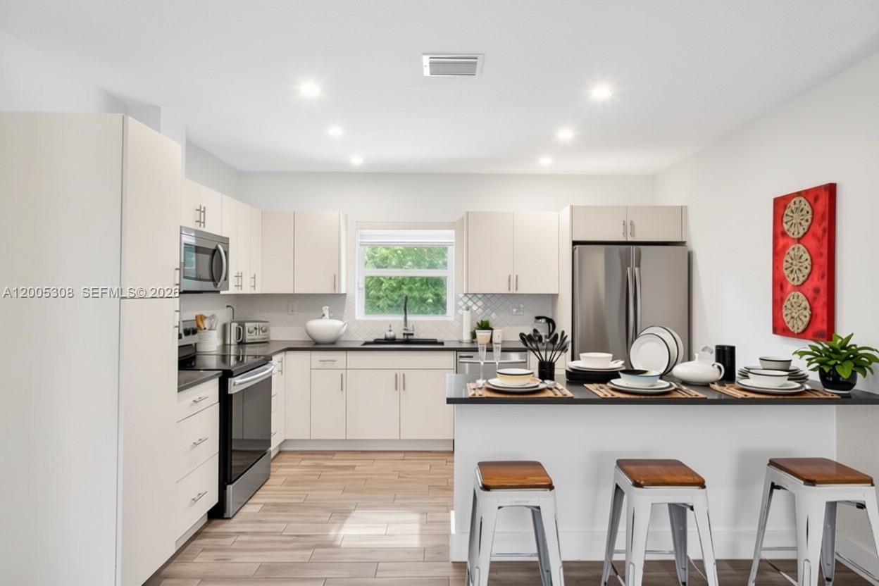 WEST MIAMI SHORES SEC D - Residential