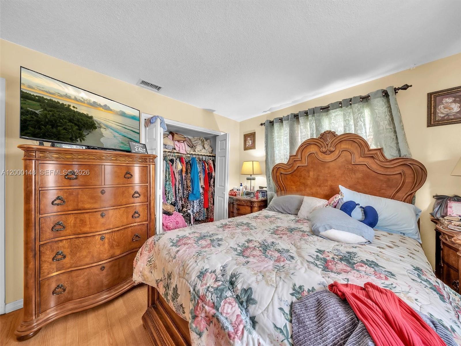 OAKLAND ESTATES 2ND SEC - Residential