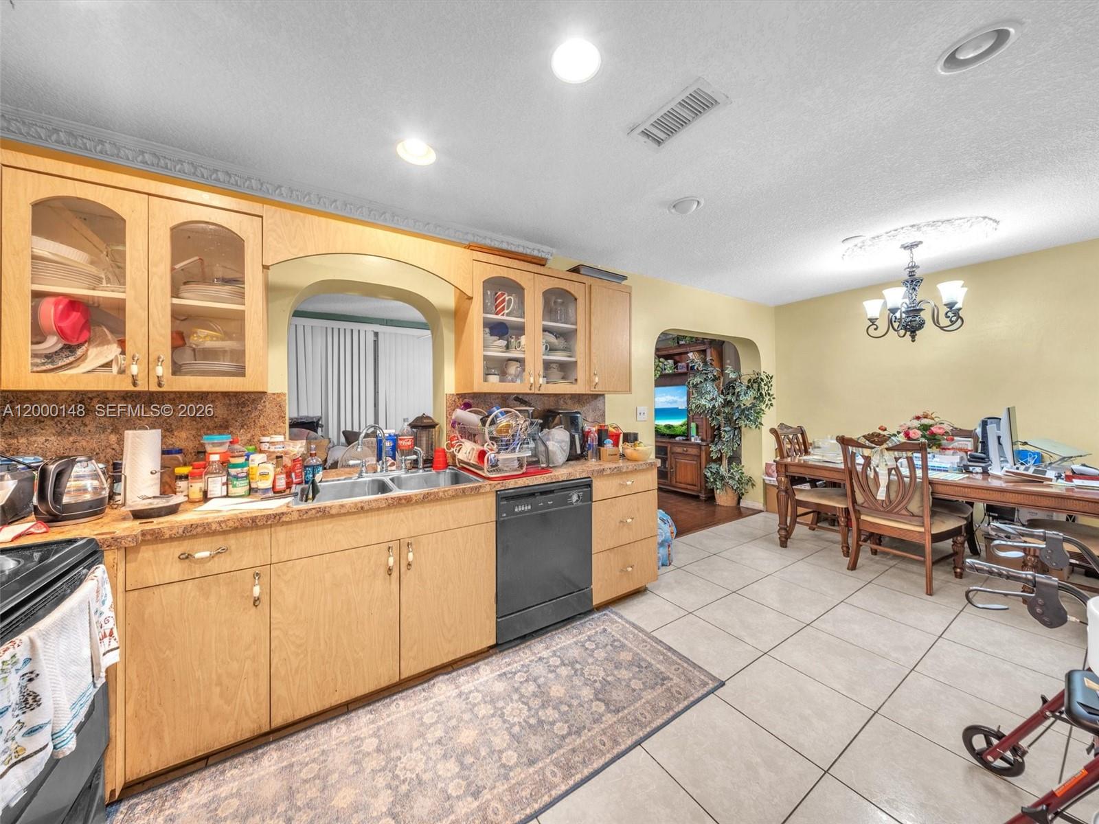 OAKLAND ESTATES 2ND SEC - Residential