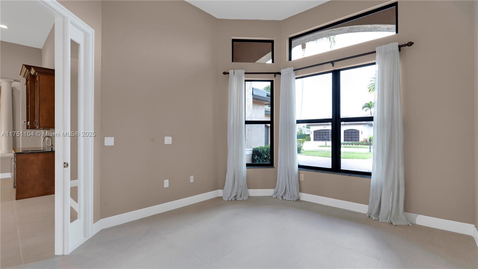 RIVERSTONE - Residential