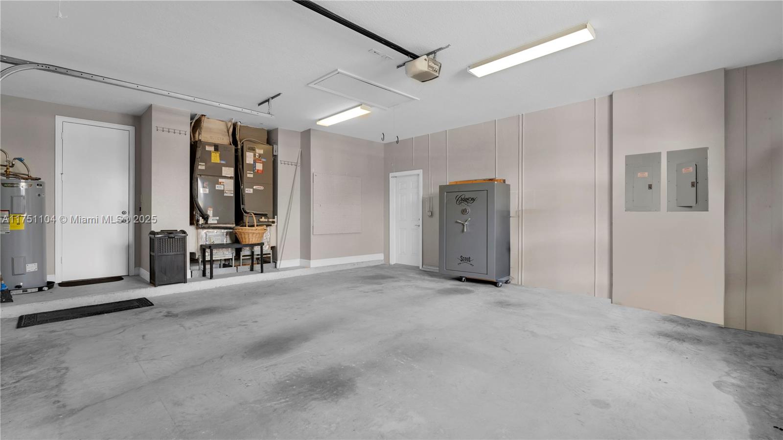 RIVERSTONE - Residential