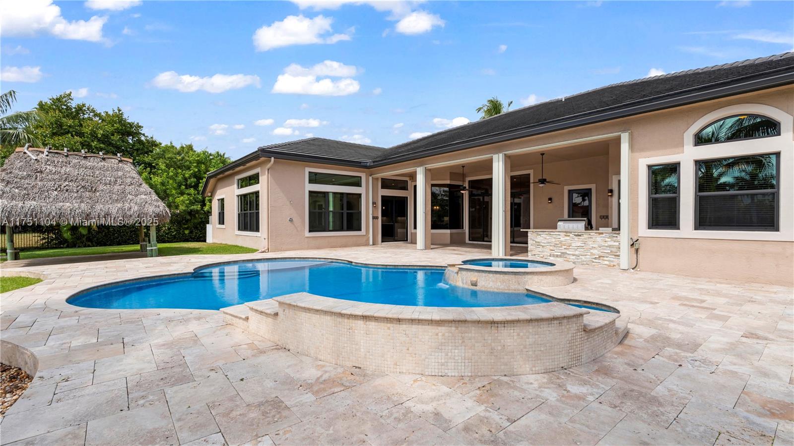 RIVERSTONE - Residential