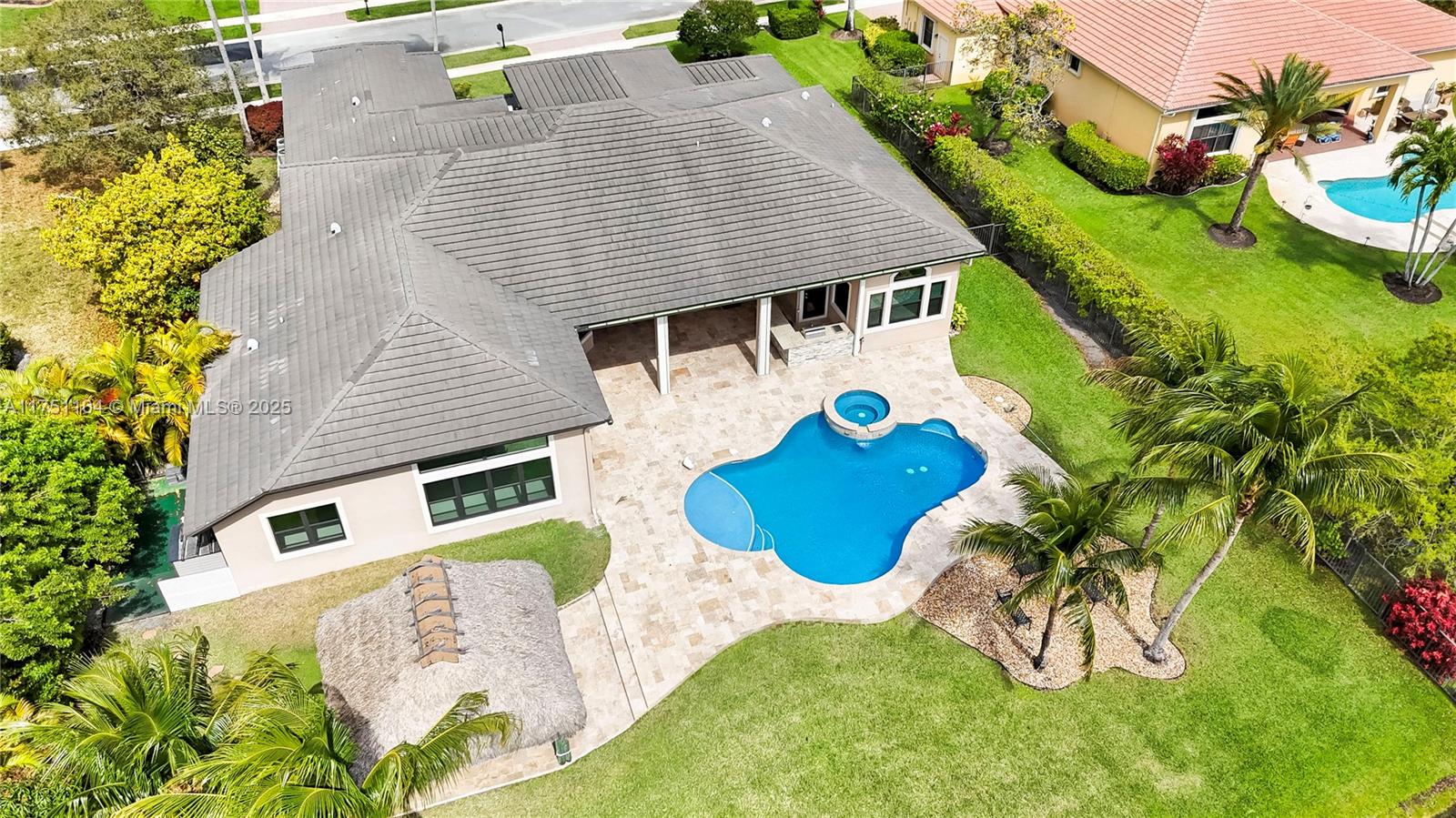 RIVERSTONE - Residential