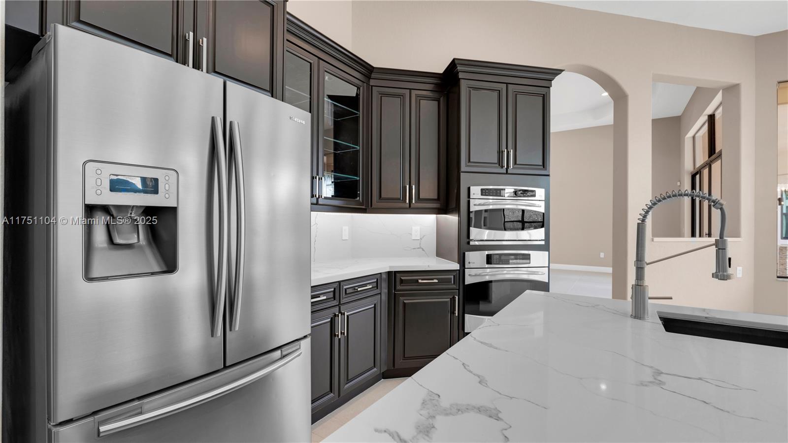 RIVERSTONE - Residential