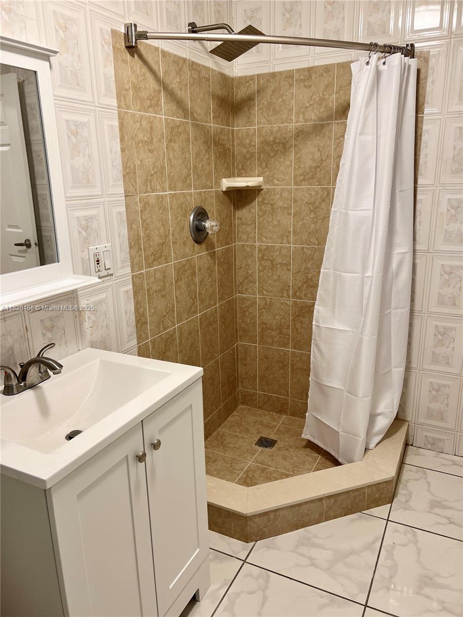 FULFORD BY SEA SEC E - Residential Lease