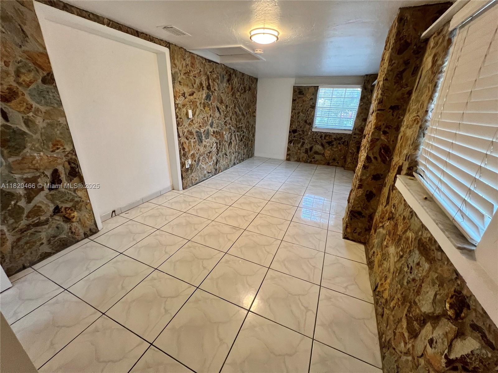 FULFORD BY SEA SEC E - Residential Lease