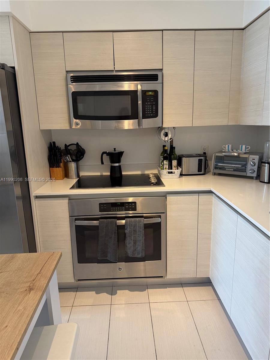 4250 BISCAYNE BOULEVARD C - Residential Lease