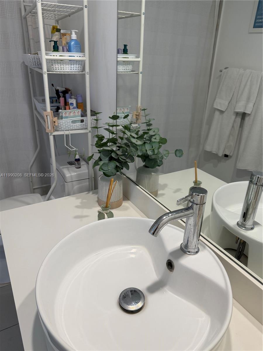 4250 BISCAYNE BOULEVARD C - Residential Lease